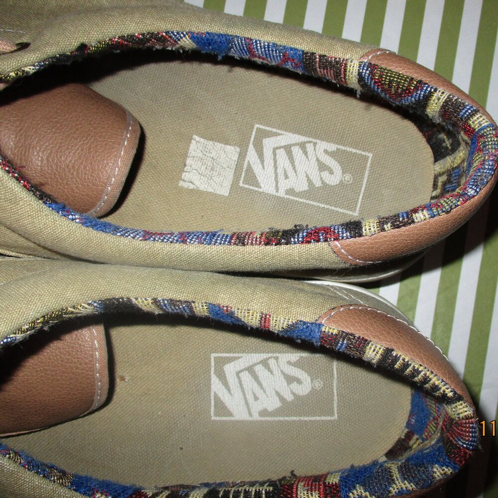 Vans Sneakers Off The Wall - Picture 7 of 14